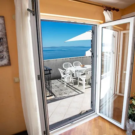 By The Sea Rat, Omis - 10014 *