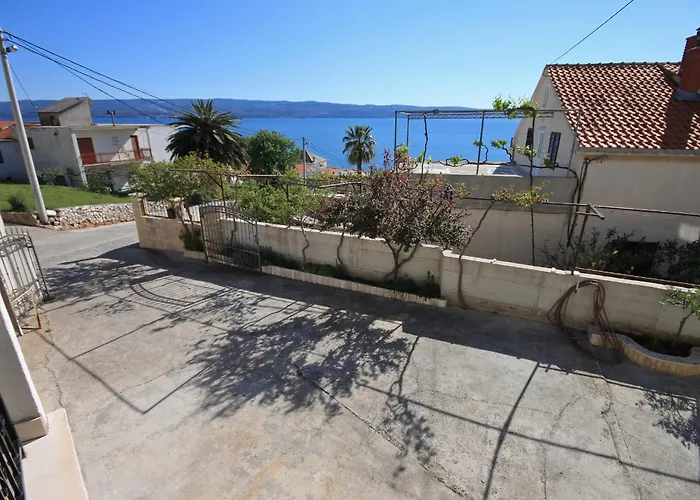 Apartman By The Sea Rat, Omis - 10014 Dugi Rat