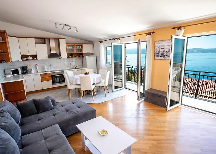 Apartman By The Sea Rat, Omis - 10014 *