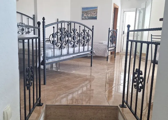 By The Sea Rat, Omis - 10014 Apartman